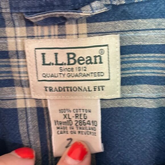L.L. Bean blue plaid traditional fit checkered button down XL - Picture 3 of 11